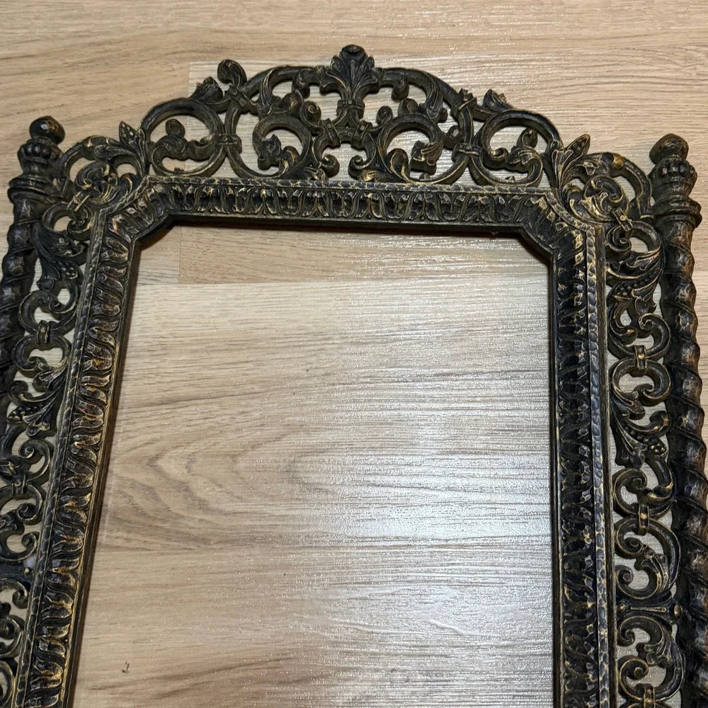 Vintage Syroco HOMCO Gothic Hollywood Regency Frame 32x19 USA Ornate